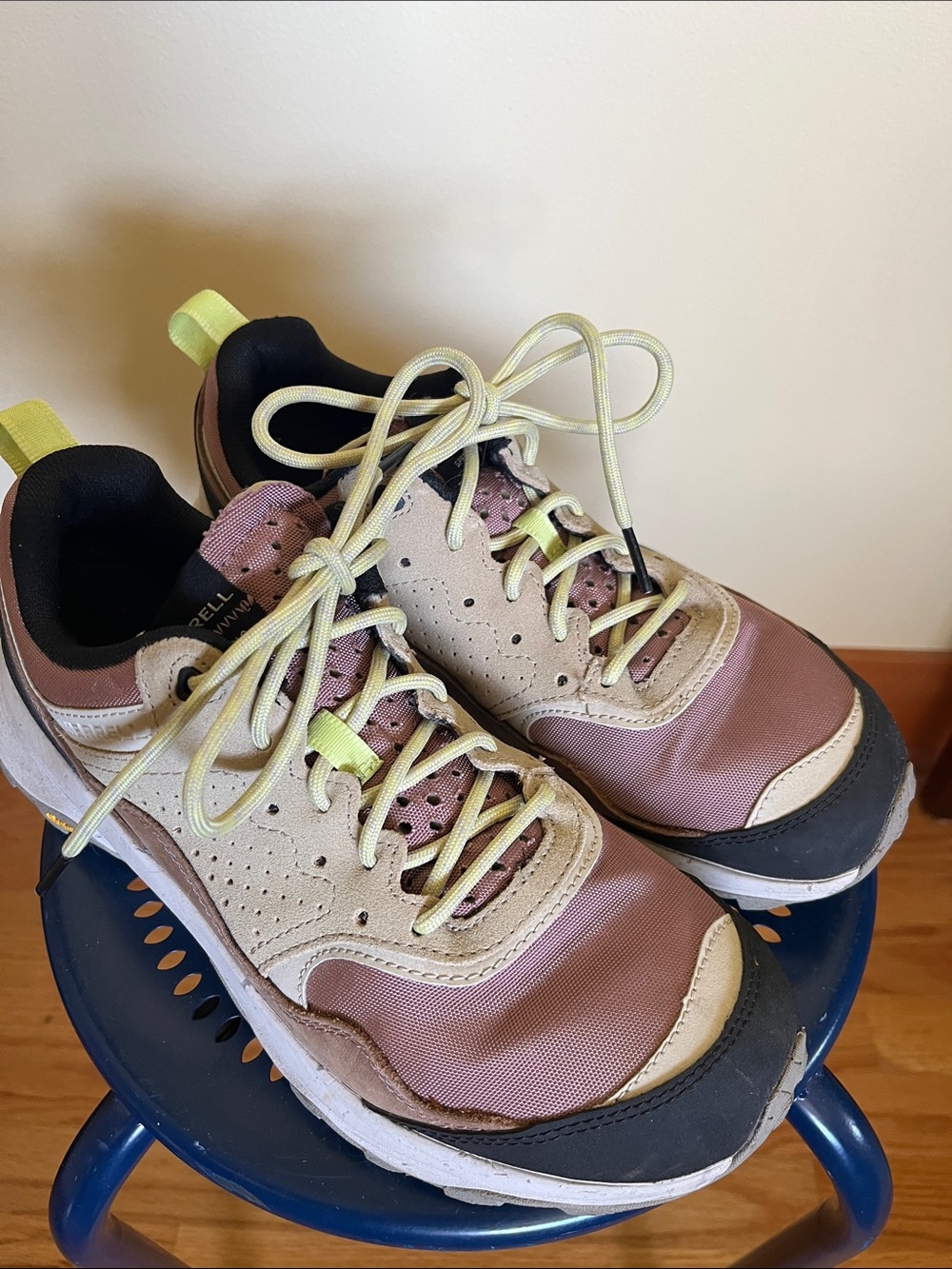 Merrell Speed Solo Dusty Pink and Cream Hiking Shoes, 10.5